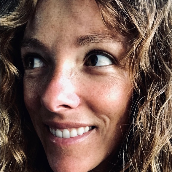 Meet your Posher, Shawna - Picture 1 of 1